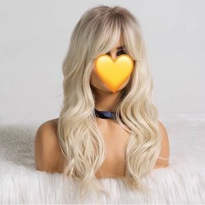 Ombré Blonde Wig